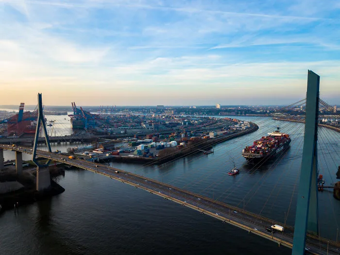 Let's Fly: Interesting Spots In Altona, Hamburg