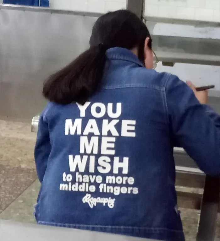 Me haces desear tener más dedos corazón