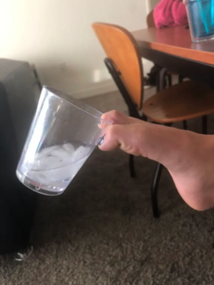 Someone On Twitter Asks 'What's The Worst Way To Hold Your Drink' And Here Are 30 Of The Best Responses