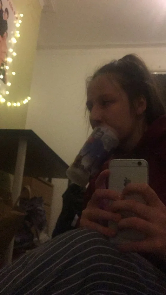 Someone On Twitter Asks 'What's The Worst Way To Hold Your Drink' And Here Are 30 Of The Best Responses