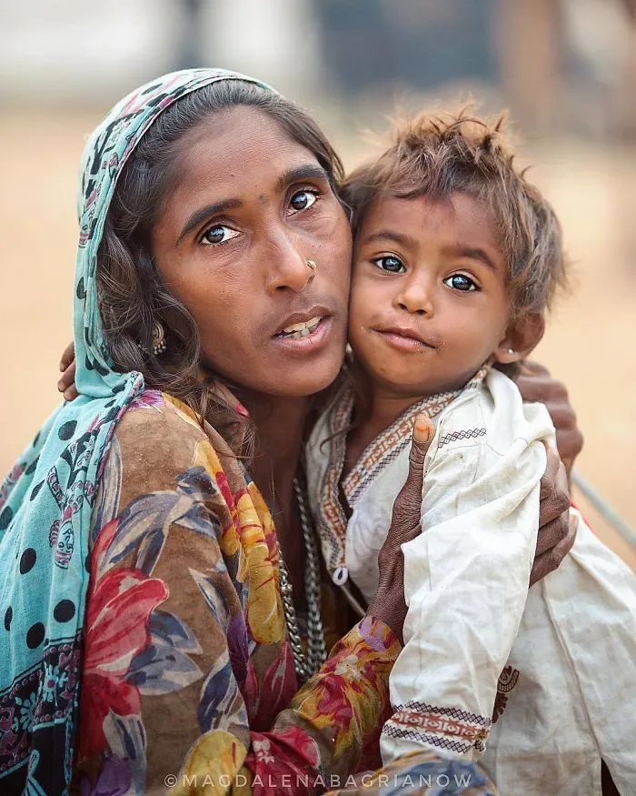 Polish Photographer Travels Across India To Show How Incredibly Beautiful Its Local People Are