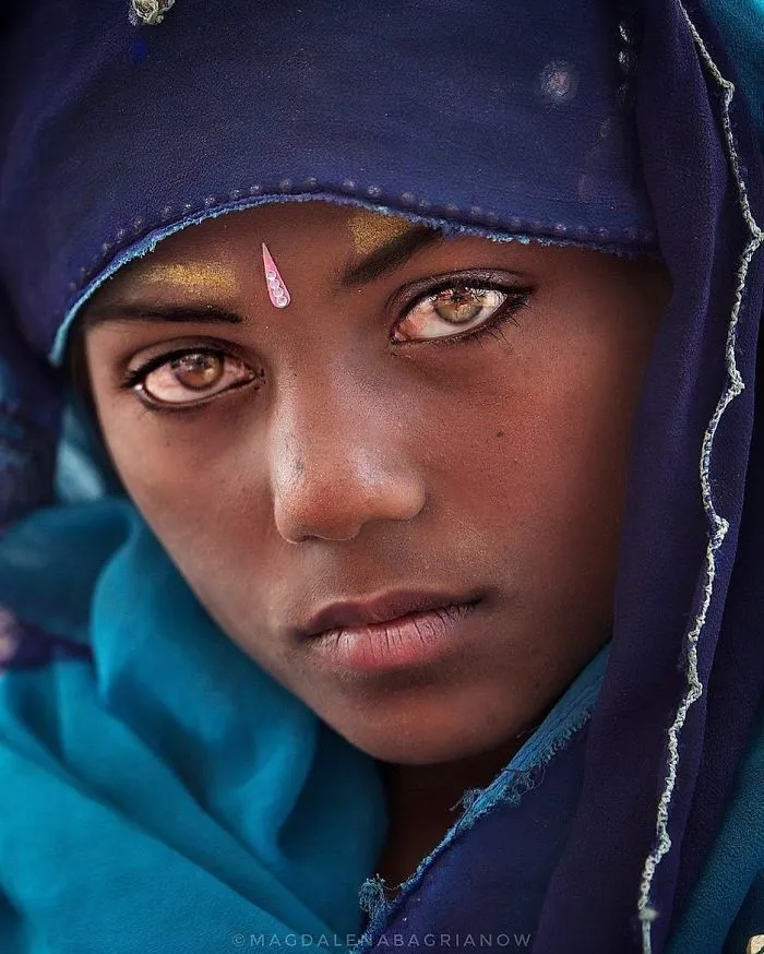 Polish Photographer Travels Across India To Show How Incredibly Beautiful Its Local People Are