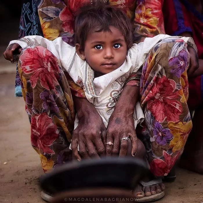 Polish Photographer Travels Across India To Show How Incredibly Beautiful Its Local People Are