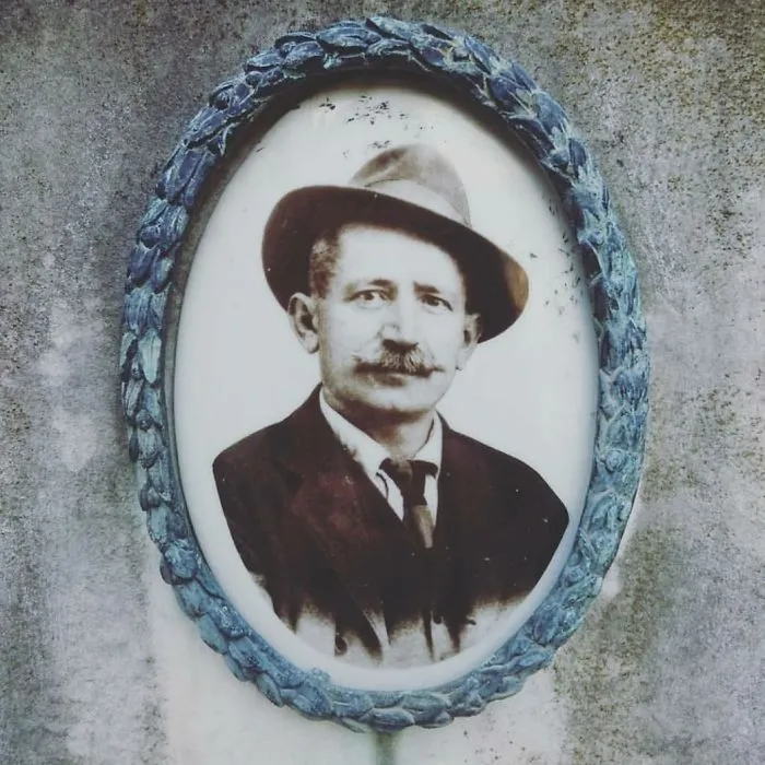 30 Fotos fascinantes que encontré en tumbas antiguas de cementerios italianos