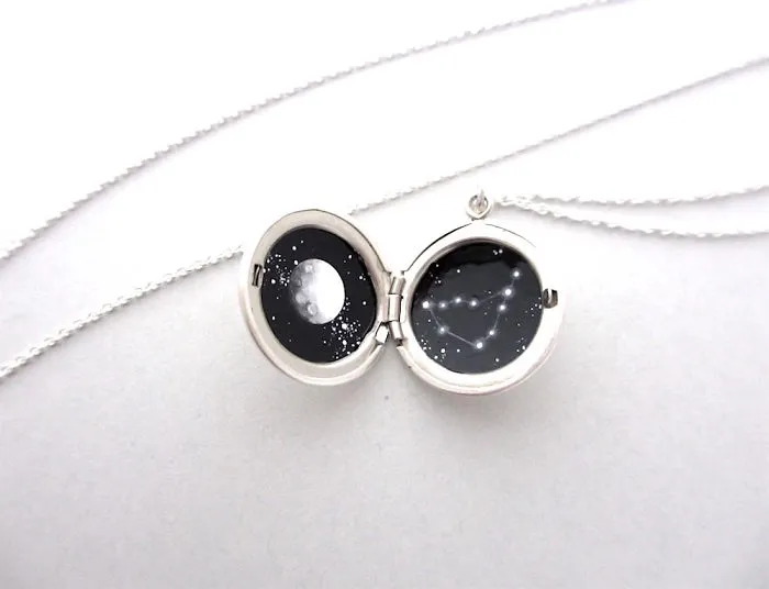 I Squeeze The Universe Into Wearable Lockets