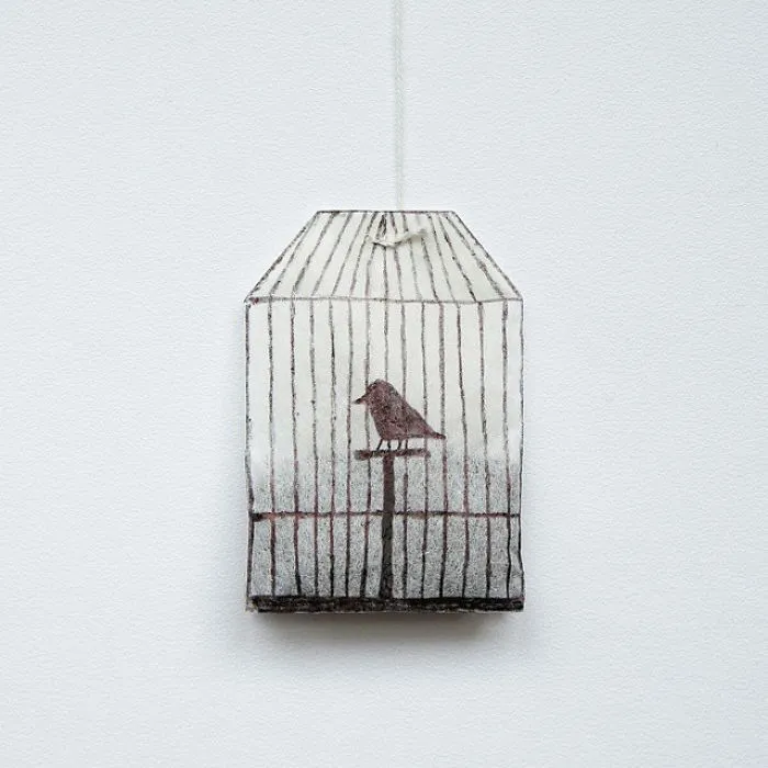 Russian Artist Transforms Everyday Objects Into "Something Else"
