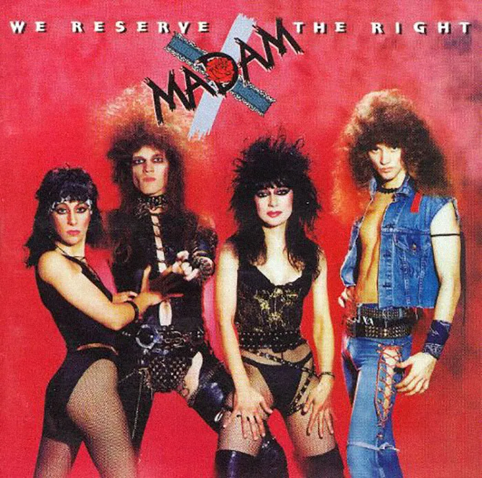 38 Extrañas fotos de bandas metaleras tan horribles que son geniales