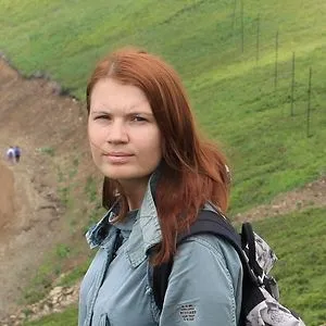 Alena Shyshyru Bobrova