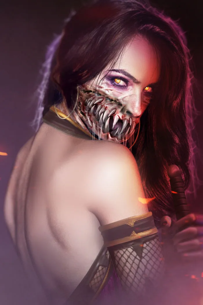 Gal Gadot - Mileena Mask Off