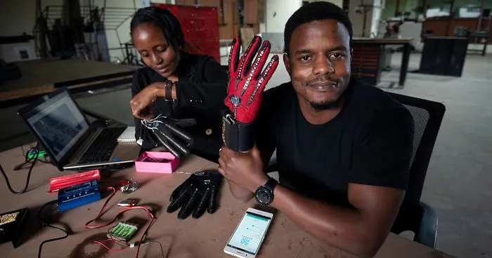 A 25 Y.O. Inventor From Kenya Just Invented Smart Gloves That Auto-Translate Sign Language Into Speech