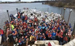 30 Of The Best Responses To #Trashtag Challenge (New Pics)