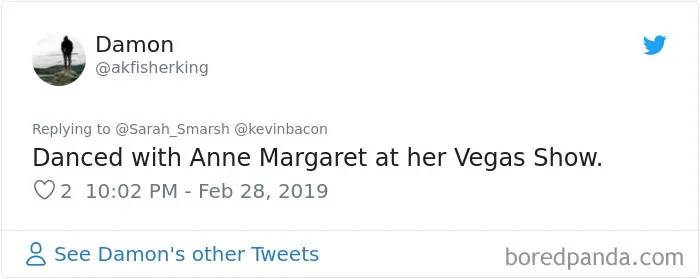 30 People Who Spotted Celebrities In Public And They Acted In A Way That Suits Their Character