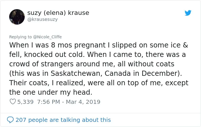 Someone Asks People To Share Random Acts Of Kindness They've Received From Strangers, They Deliver (30 Tweets)