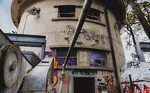I Explored An Abandoned Factory, Follow Along In 20 Pictures