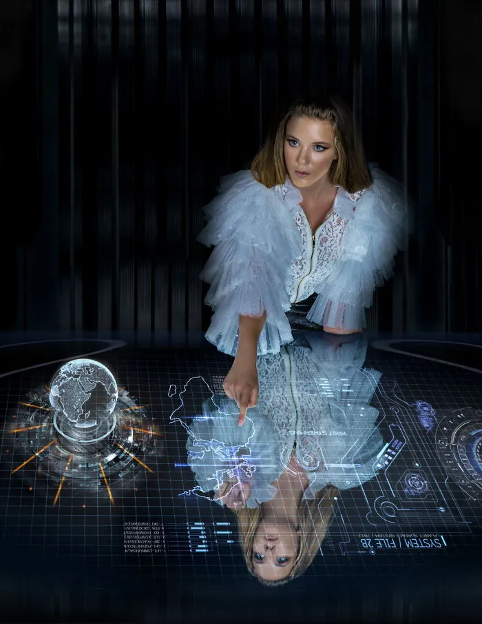 Models In Space: Paris, We Have A Problem!