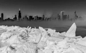 I Went Out In Chicago During The Polar Vortex (-29°c) And Took Photos Along The Lakefront