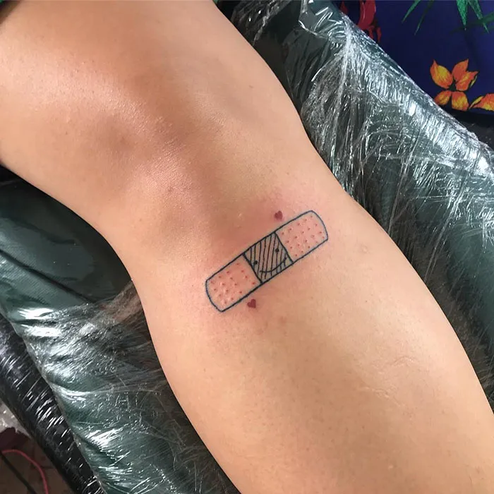 Esta tatuadora brasileña dibuja horriblemente, pero por eso la eligen sus clientes (30 imágenes nuevas)