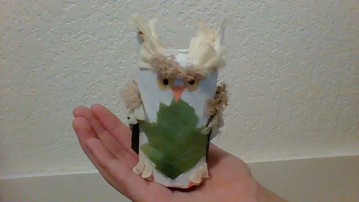 I Made Cute Owls Out Of Dollar Store Flowers And Toilet Paper Rolls