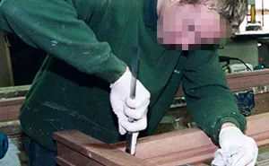 Carpenter Shares A Chat With Entitled Guy Who Demanded A Custom Table Built In Less Than 2 Weeks