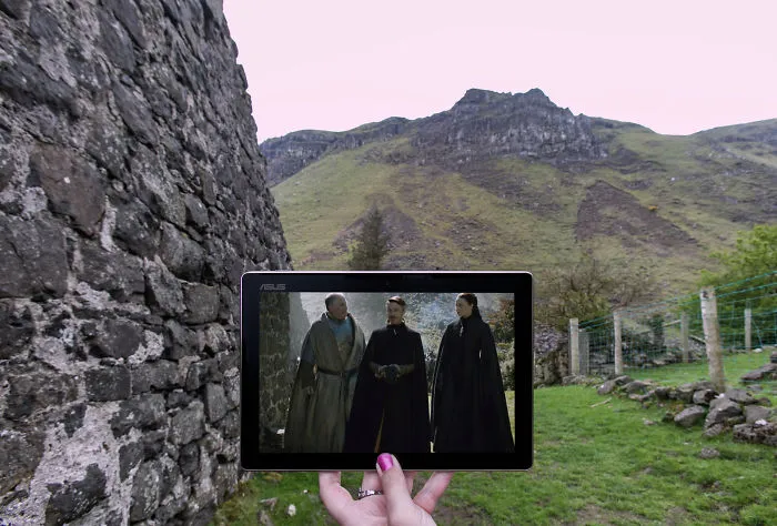 Lord Royce, Littlefinger And Sansa Amongts The Ruins Of Galboly