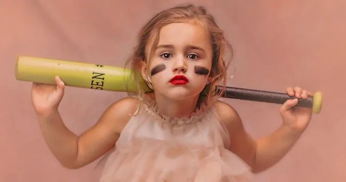 Why Does She Have To Choose?" Mom Makes A Photoshoot Of 'Girly' Girls With Athletic Elements And The Result Is Badass