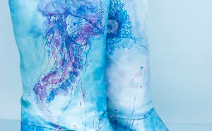 Iam Painting On Old And Forgotten Things, Which People Throw Away. Do You Love Jellyfish ?