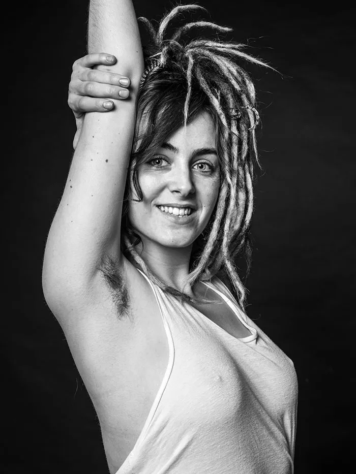 Esta colección de fotos sobre "belleza natural" desafía los restrictivos estándares sobre el vello femenino (30 imágenes)