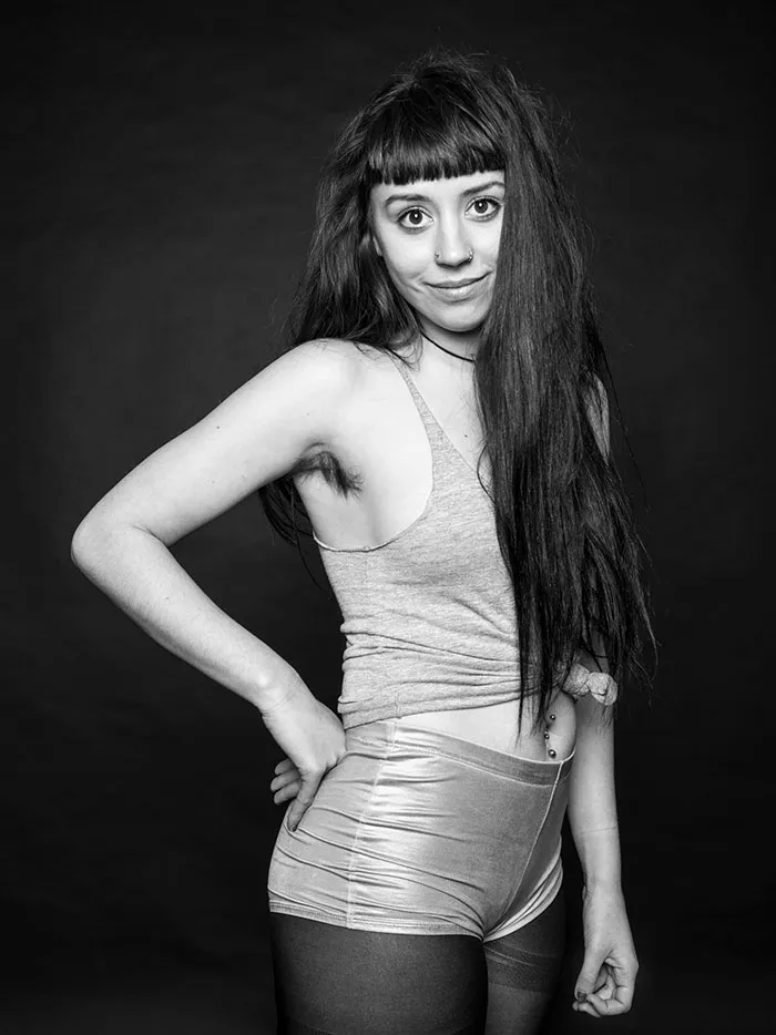 Esta colección de fotos sobre "belleza natural" desafía los restrictivos estándares sobre el vello femenino (30 imágenes)