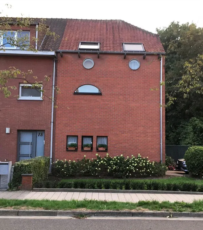 Belgian Guy Documents Ugly Houses He Sees And They're So Bad, It's Hilarious (30 Pics)