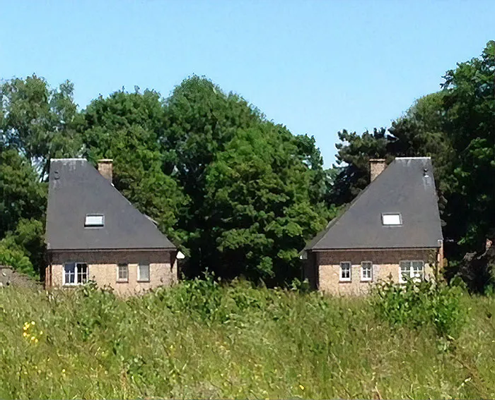 Belgian Guy Documents Ugly Houses He Sees And They're So Bad, It's Hilarious (30 Pics)