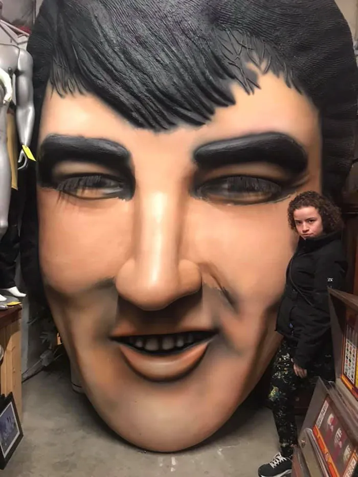 30 Times People Couldn’t Believe Their Luck In Thrift Stores (New Pics)