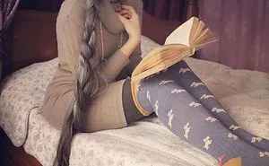 These 30 Women Who Ditched Dyeing Their Hair Look So Good, They May Convince You To Do The Same