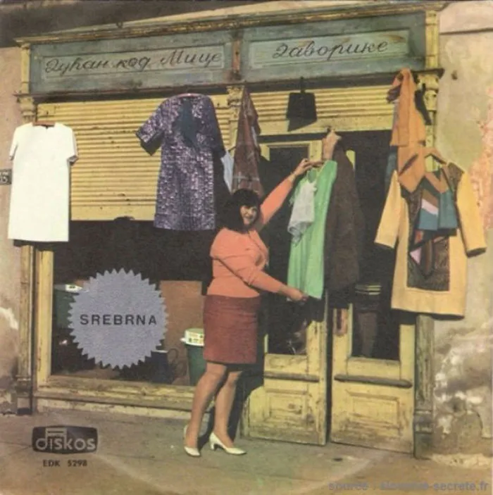 Estas portadas de discos de la antigua Yugoslavia son increíblemente extrañas (30 imágenes)