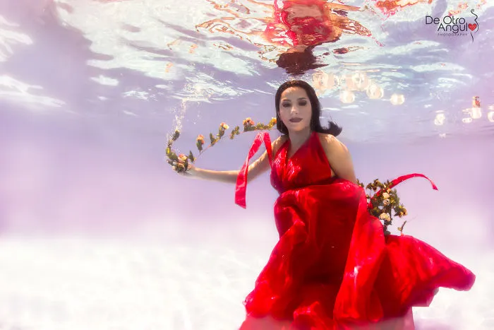 How I Was One Of The First Doing Underwater Maternity Photography In Argentina