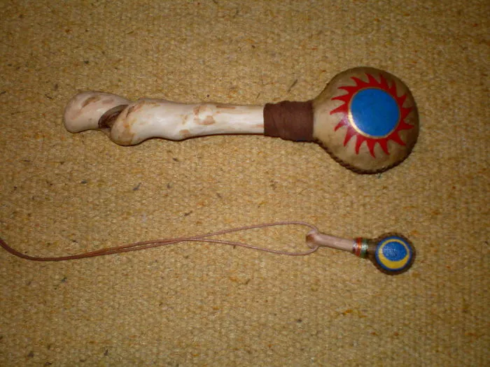 Comparison: Normal And Mini Rattle