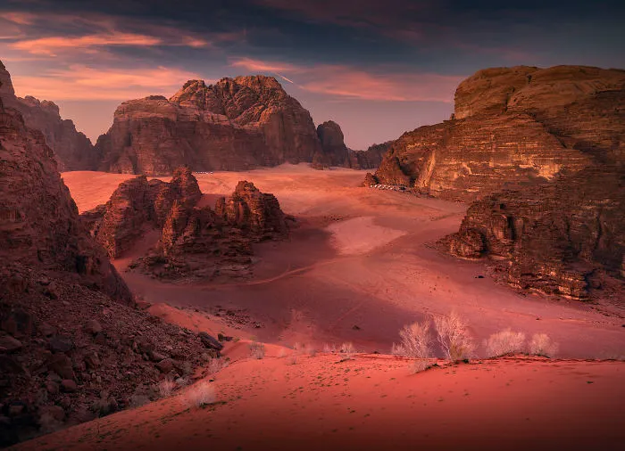 For Five Days I Photographed Landscapes On Earth’s Mars