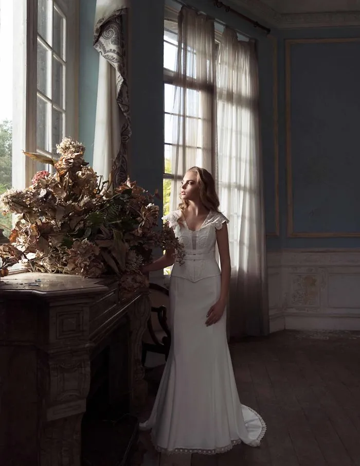 Cinderella Photo Session In An Abandoned Castle