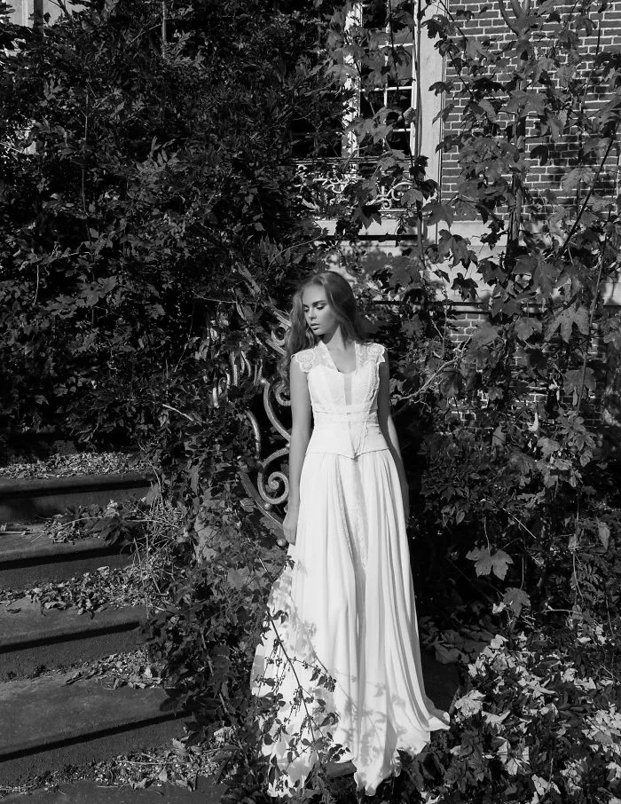 Cinderella Photo Session In An Abandoned Castle