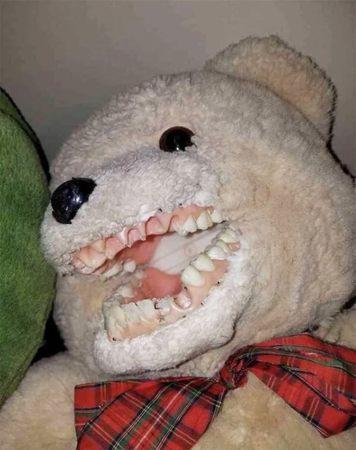 30 Horror-Inducing Educational Dentist Toys That Prove Their Creators Did Not Think It Through