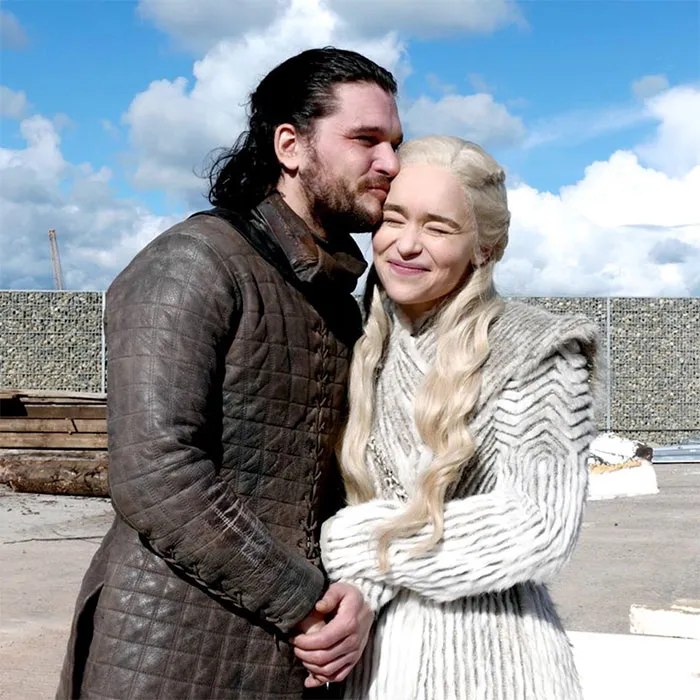 The Dragon And The Wolf