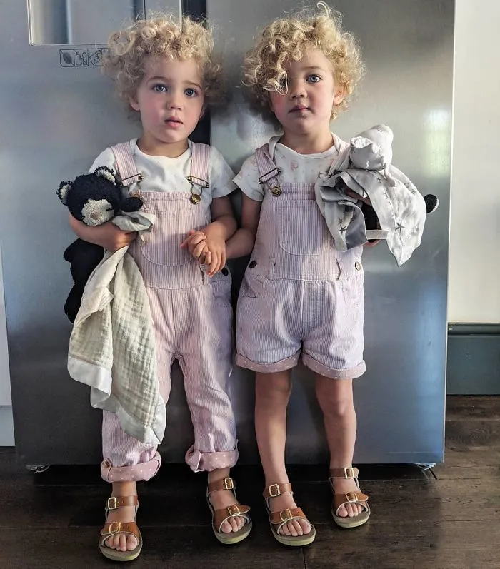 Este padre de 4 hijas se niega a "endulzar" sus fotos de Instagram, y ya casi tiene 1 millón de seguidores