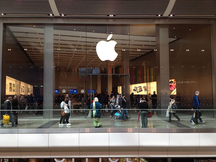 Apple despidió a un empleado que publicaba muchas quejas sobre productos Apple en su FB