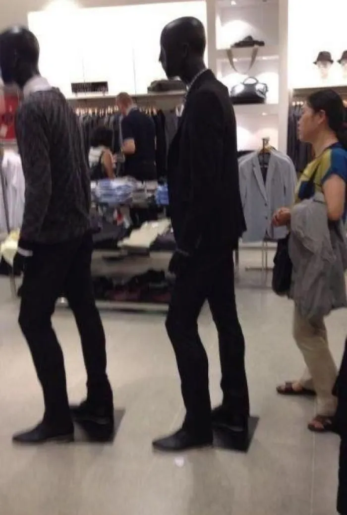 She Was Waiting In Line For 5 Minutes