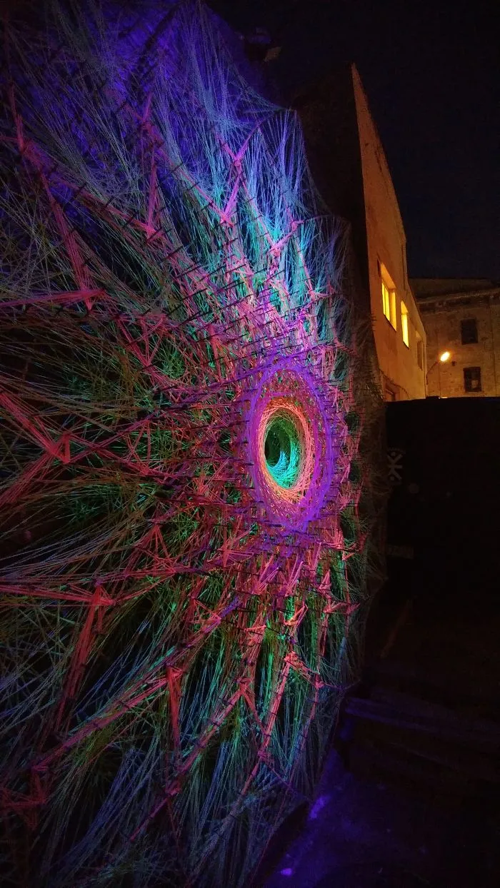 We Make String Installations With Tens Of Thousands Of Intersecting Straight Lines