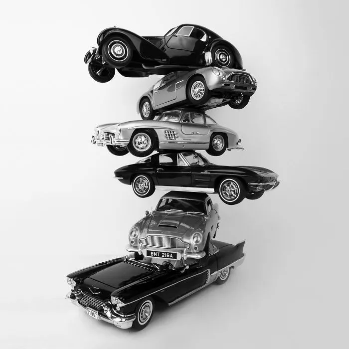 58 Ultra-Realistic Pen Drawings Of Iconic Design And Pop Culture Objects By Alessandro Paglia