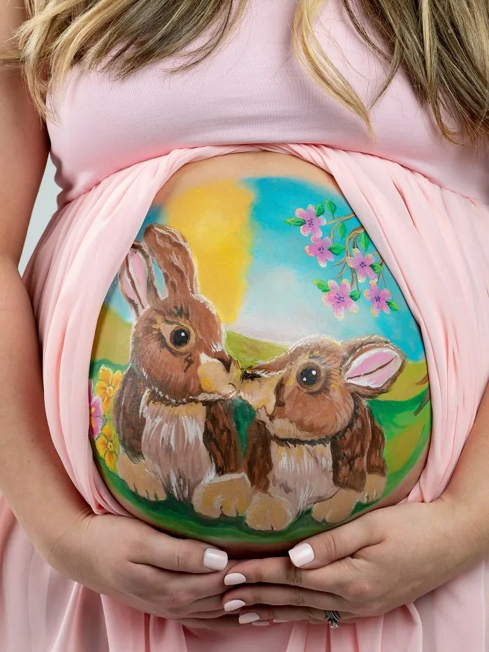 I Paint Pregnant Mamas-To-Be For Memories That Will Last A Lifetime