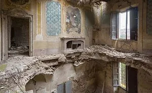 I Found Places Where Nature Takes Over Places Abandoned By Humans