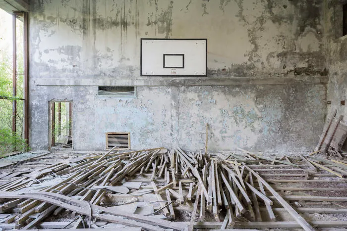 I Found Places Where Nature Takes Over Places Abandoned By Humans