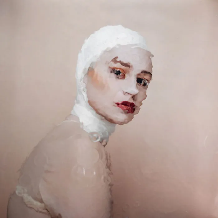 I Create Unique Abstract Photographs From Clear Water That Look Like Paintings