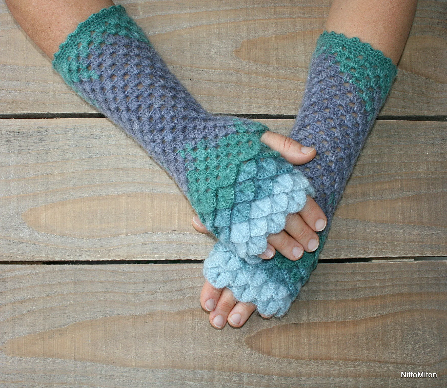 I Made This Dragon Scale Gloves